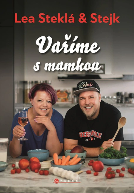 Lea Steklá a Stejk – Vaříme s mamkou Computer Press